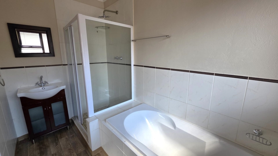 3 Bedroom Property for Sale in Xanadu Eco Park North West